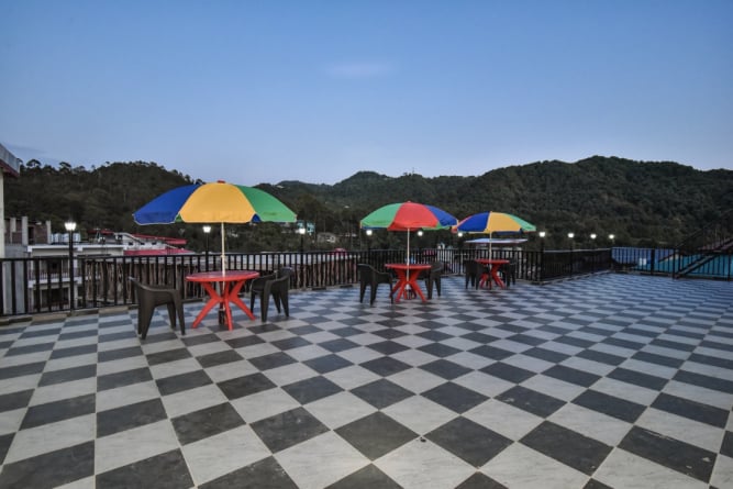 Hotel Dalhousie Deluxe