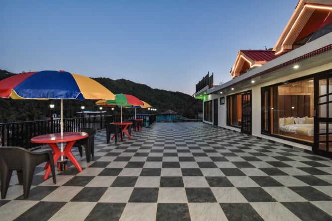 Hotel Dalhousie Deluxe