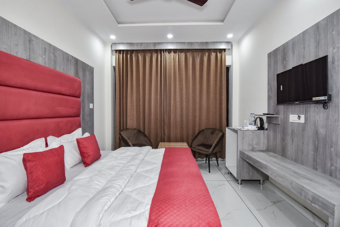 Hotel Dalhousie Deluxe