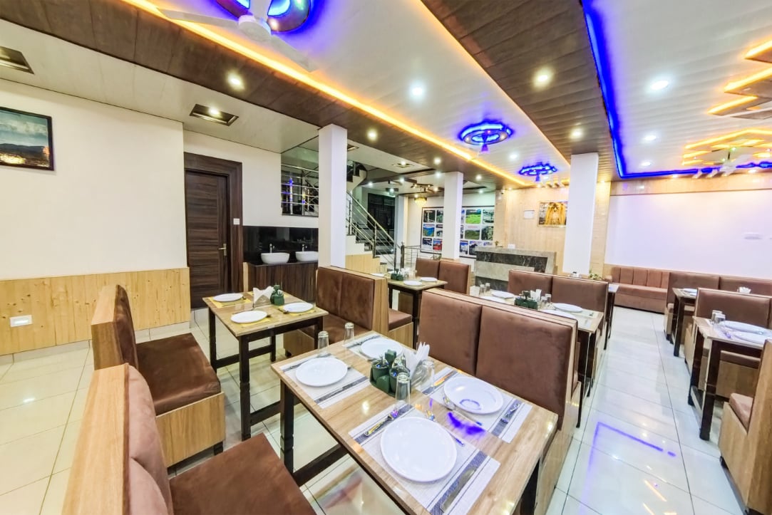 Hotel Dalhousie Deluxe