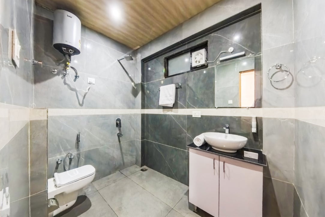 Hotel Dalhousie Deluxe