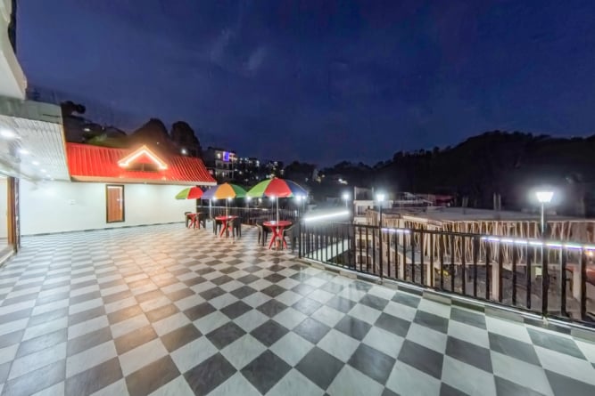 Hotel Dalhousie Deluxe